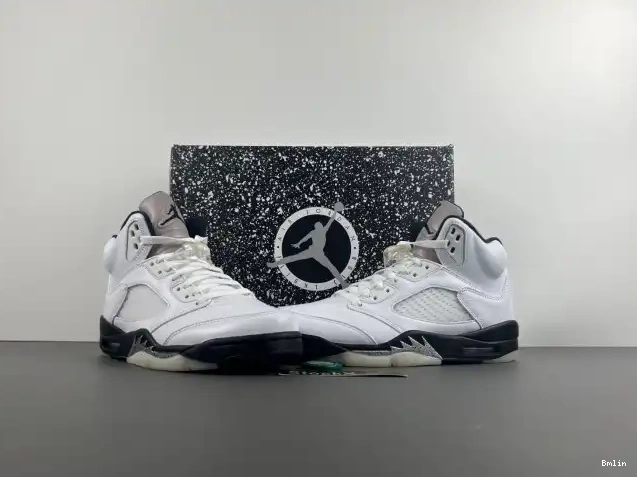 Bmlin Shoes BLACK' DD0587-110 JORDAN 'WHITE AIR RETRO 5 0610